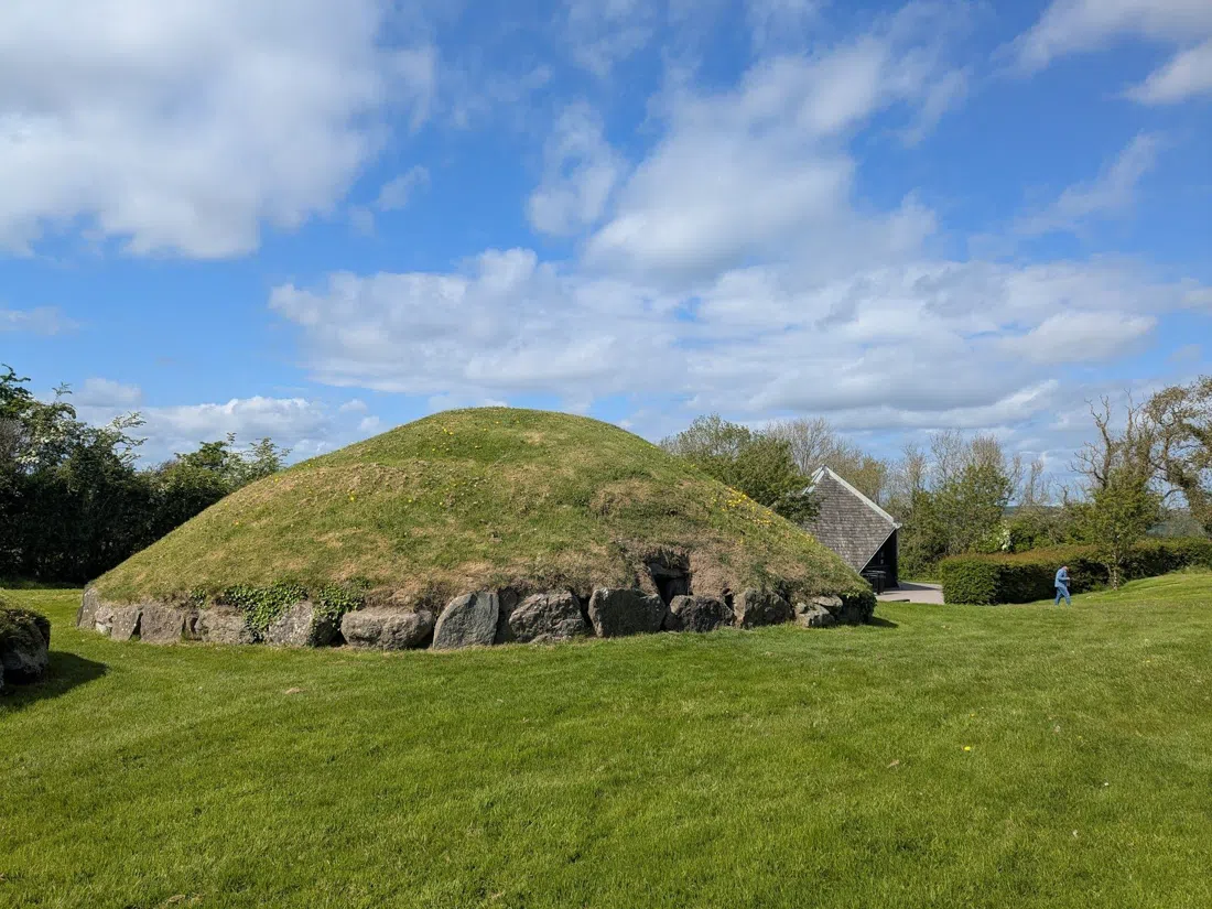 Knowth, Dublin