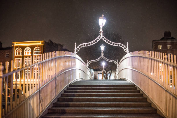 Ha'penny Bridge — photo 3