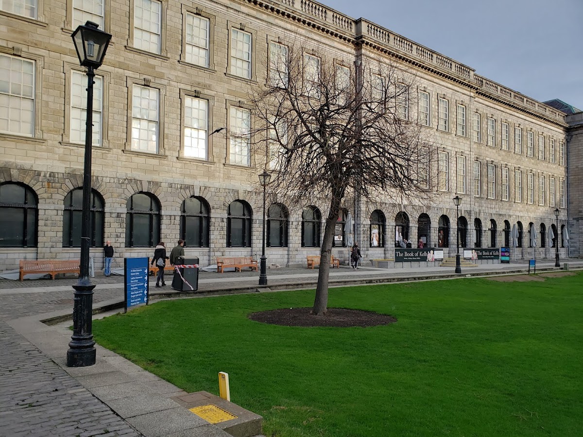 Trinity College & The Book of Kells — photo 4