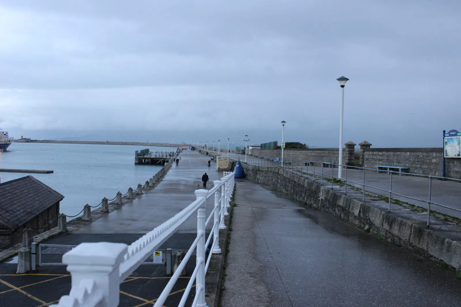 Muelle Este de Dún Laoghaire, Dublín